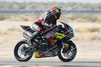 media/Dec-05-2025-CVMA Friday Practice (Fri) [[303bad9a84]]/4-Racer 4-Trackday 1/Session 2 (Turn 14)/